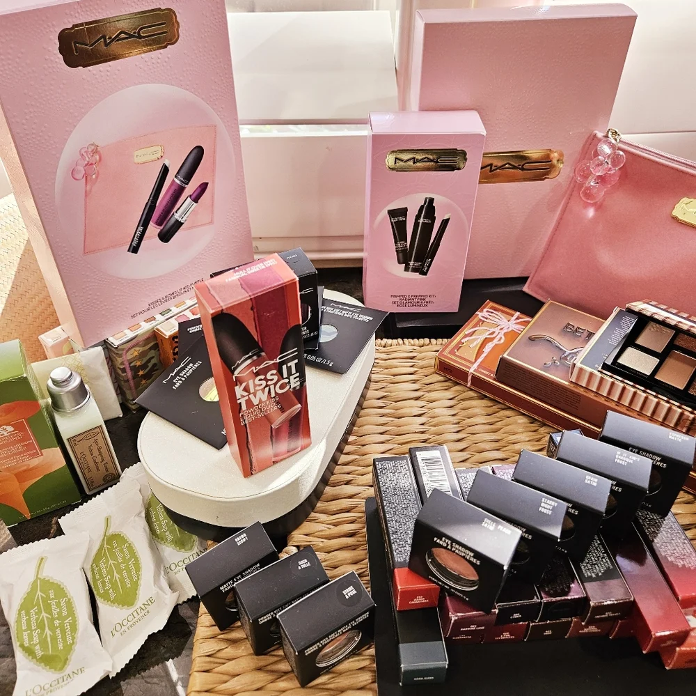 Designer Beauty 3+ items Too Faced MAC Clinique TOO FACED Estee Lauder NIB